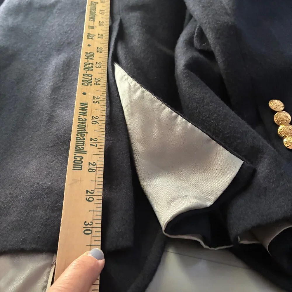 Vintage Lands’ End 100% Cashmere Blazer Jacket 46R Luxury Gold Buttons Old Money
